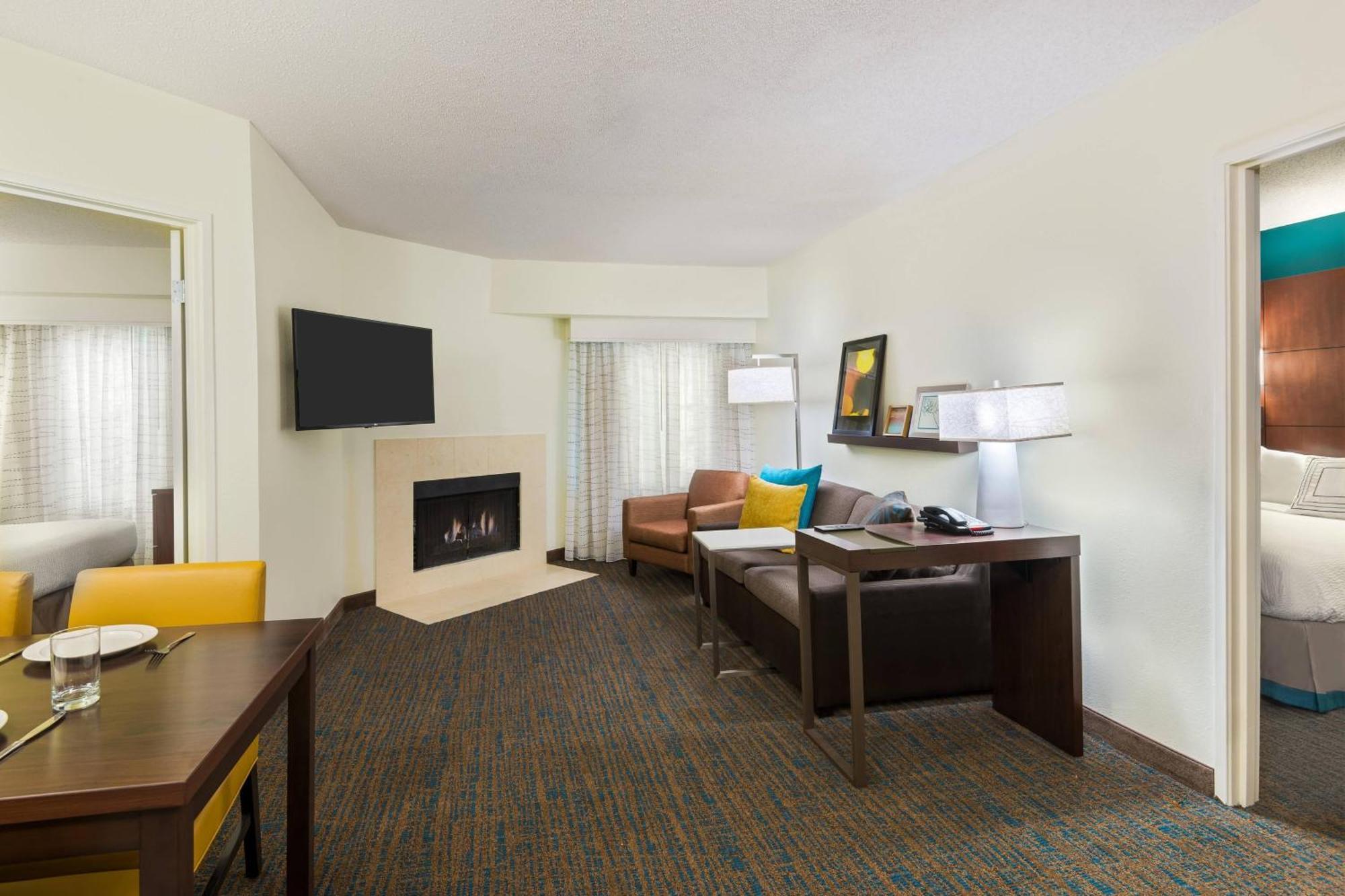 Residence Inn Savannah Midtown Экстерьер фото