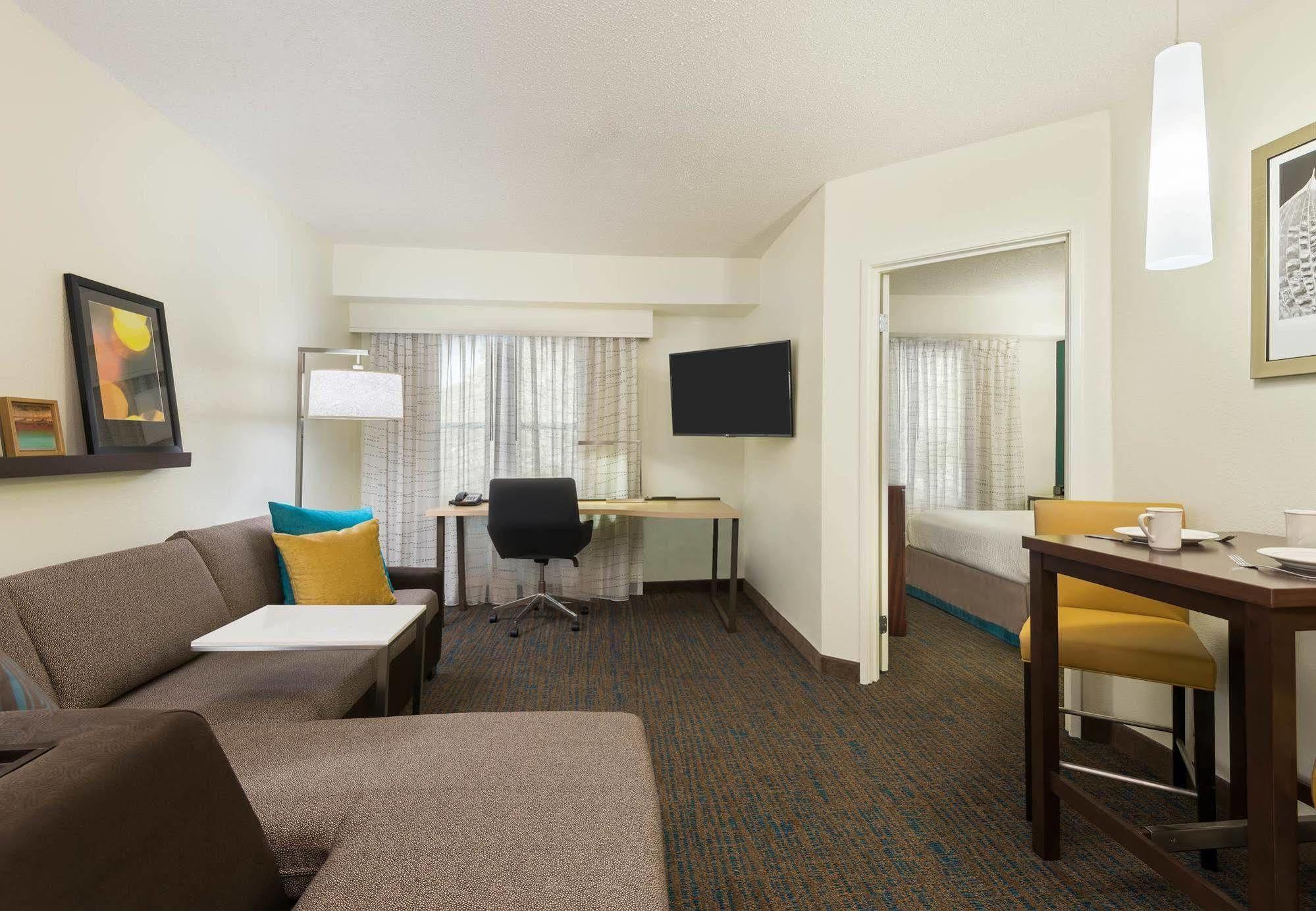 Residence Inn Savannah Midtown Экстерьер фото
