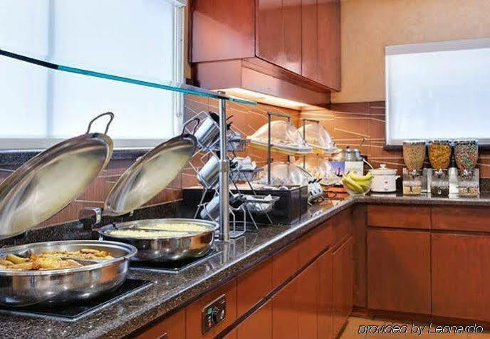 Residence Inn Savannah Midtown Экстерьер фото